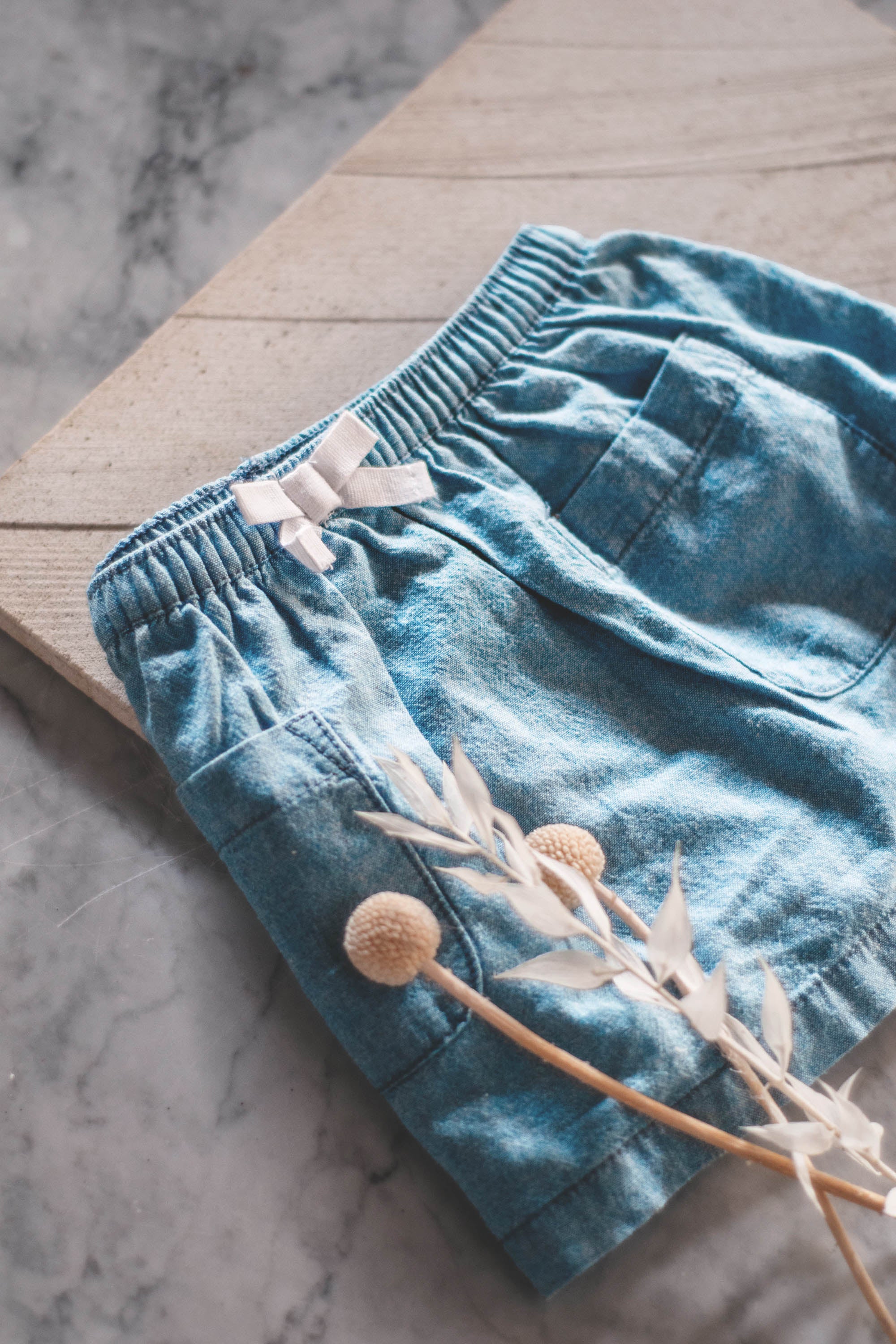 Denim Skirt \ Ribbon